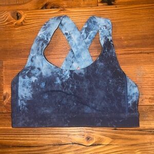 Lululemon All Sport bra Deep Sea print 4